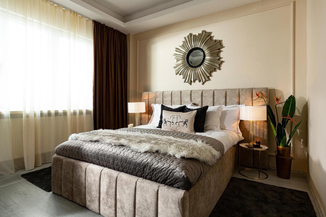 Qult - The Aristocrat Appartamento