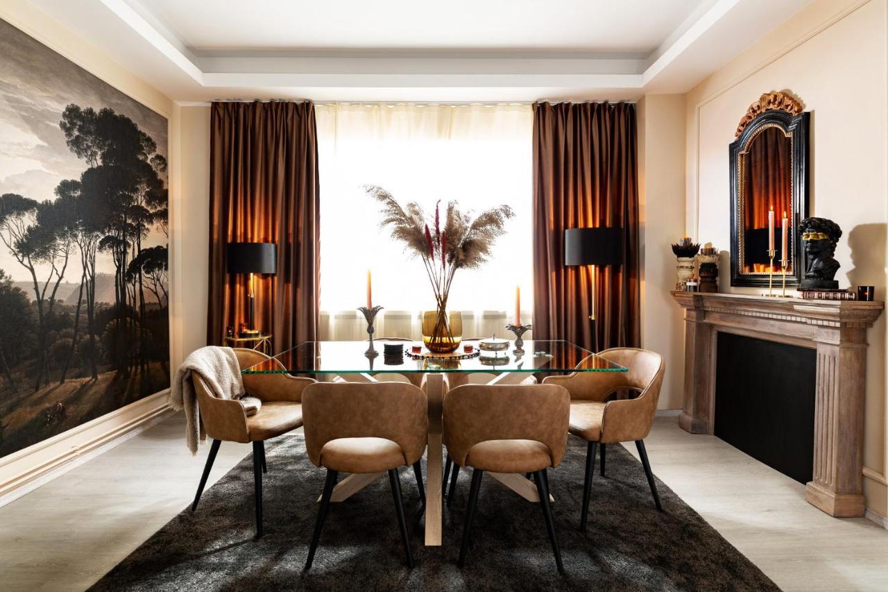Qult - The Aristocrat Bucharest